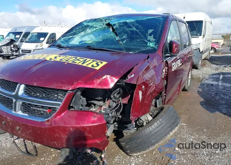 2020 Dodge Grand Caravan Sxt z USA, uszkodzony, nr VIN 2C4RDGCG7LR206133